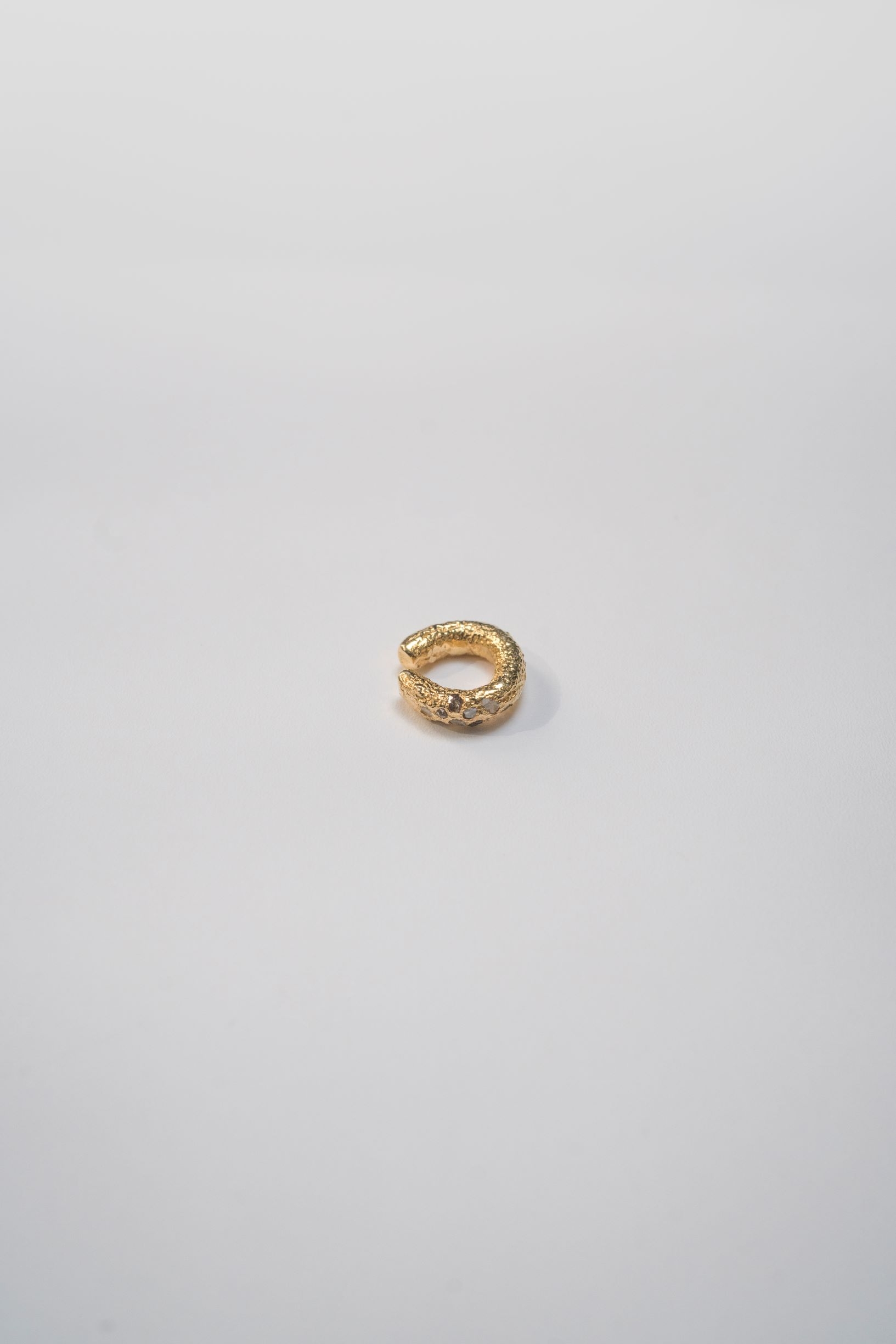 GOLD BUKKA CUFF WITH DIAMONDS