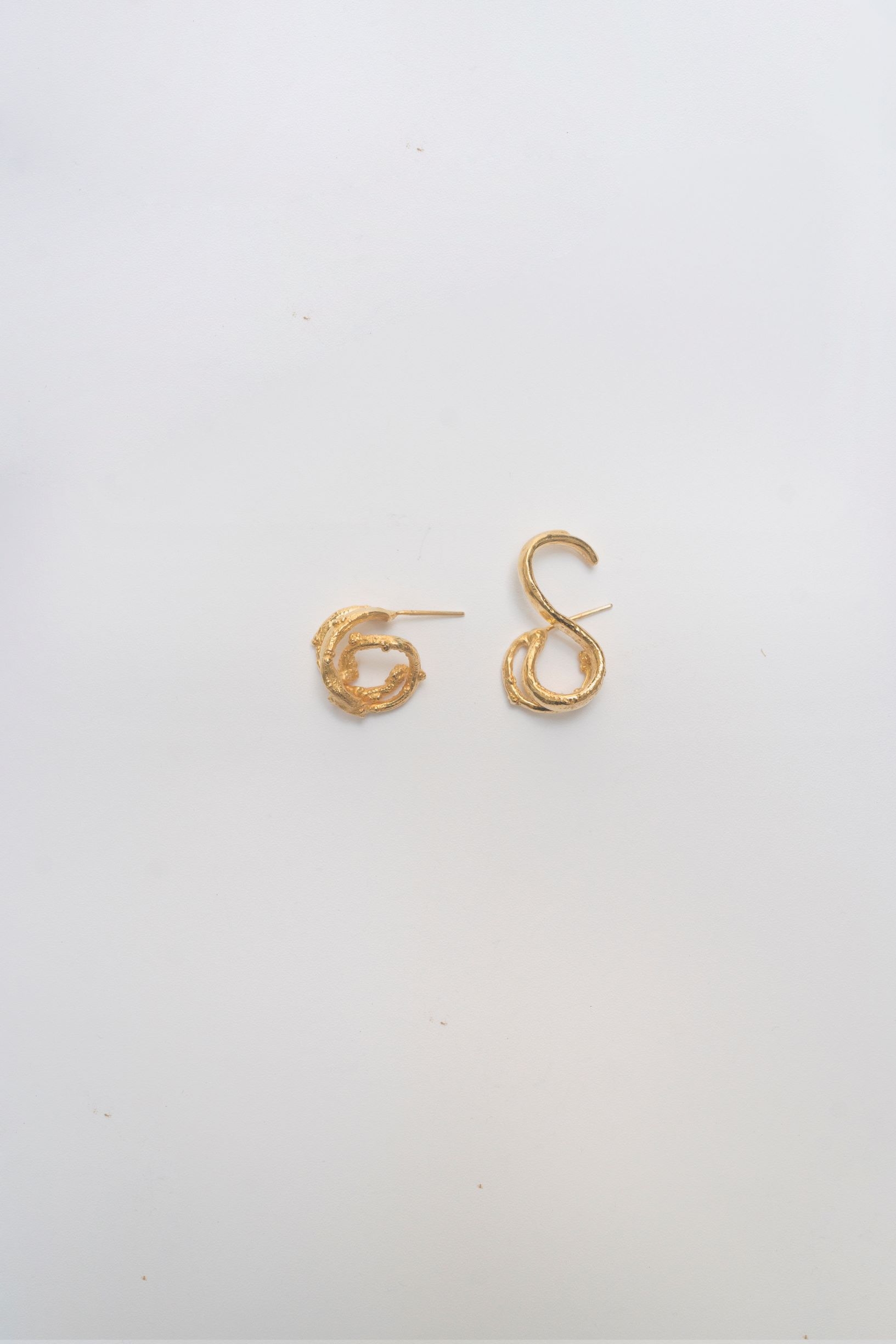 GOLD AMA EARRINGS