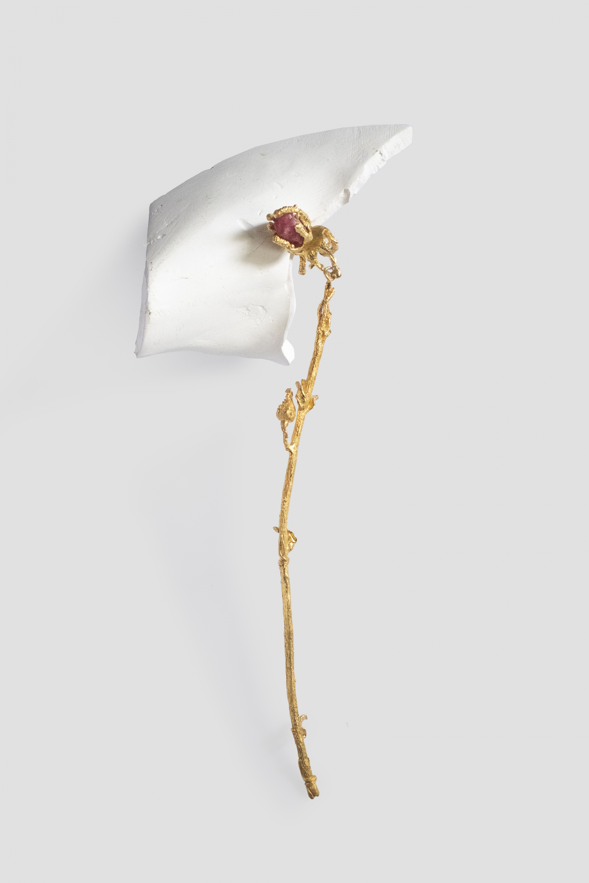 GOLD MANAN EARRING