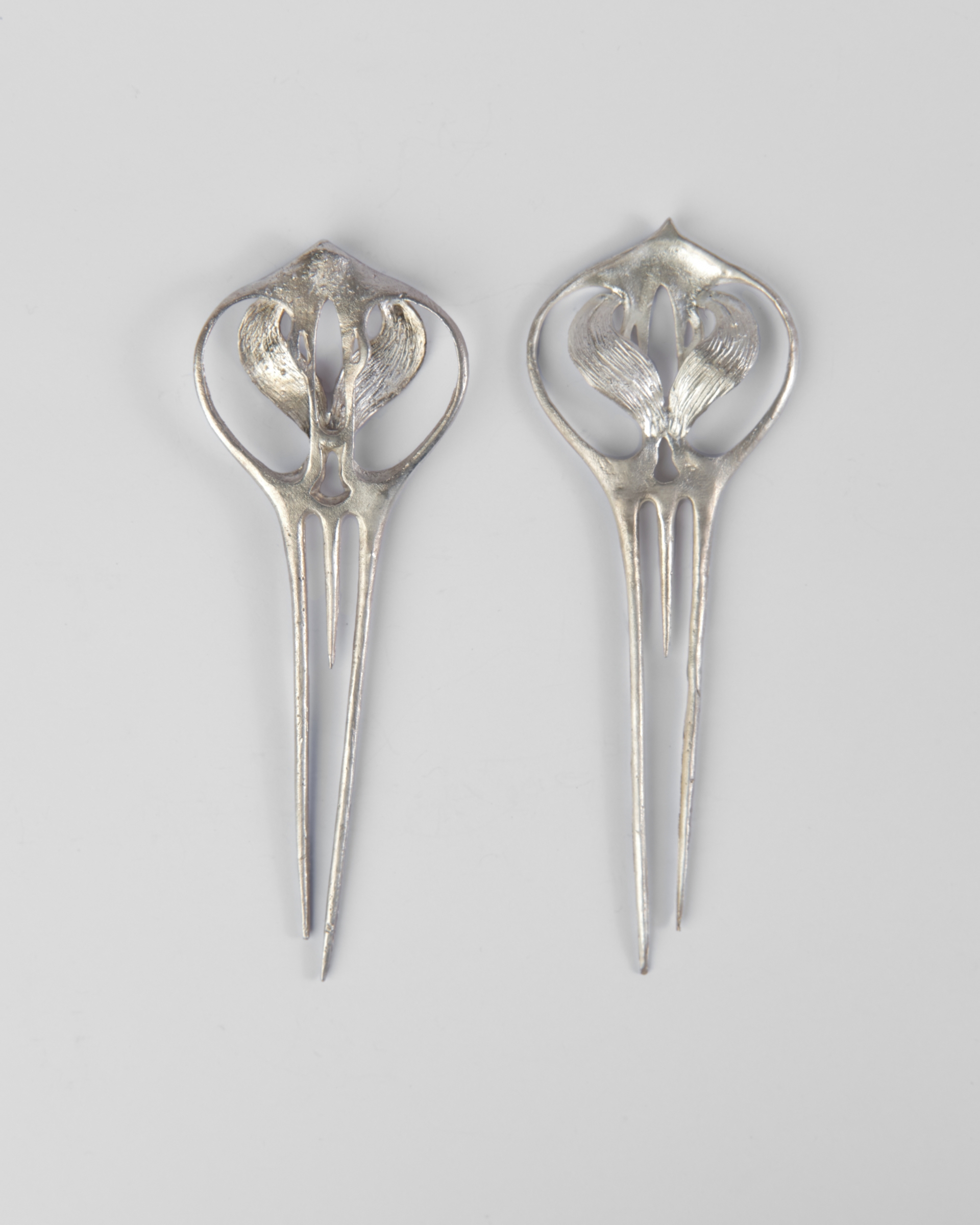 Silver Kumuda Hairpiece