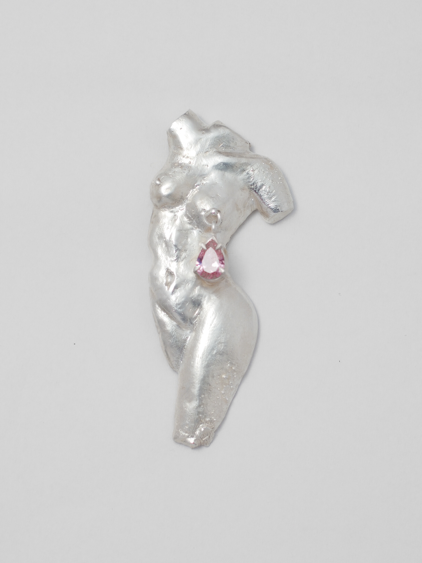 DESIDERIA BROOCH