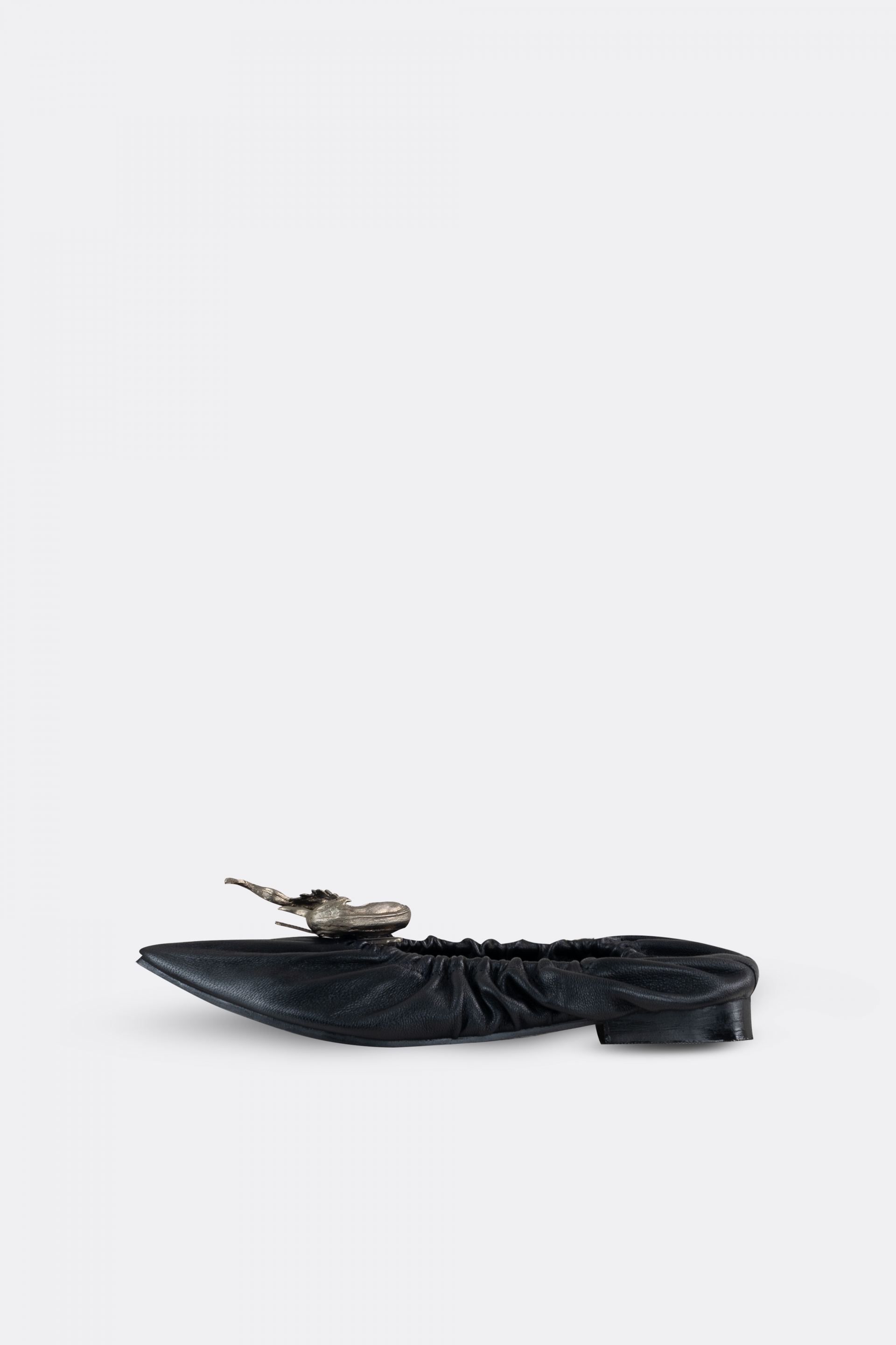 MAHIJA X AP TREIS FLATS SHOES